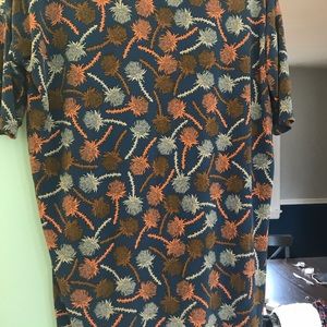 LulaRoe dandelion Irma tunic